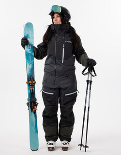 tobe nonov v4 female with skis